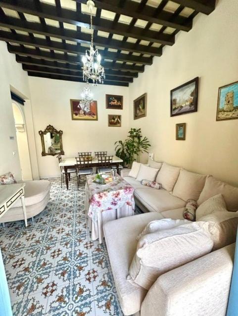 Gatu Casa Lola , " Preferente Mayores De 25 Anos Y Familias " El Puerto de Santa María Exterior foto